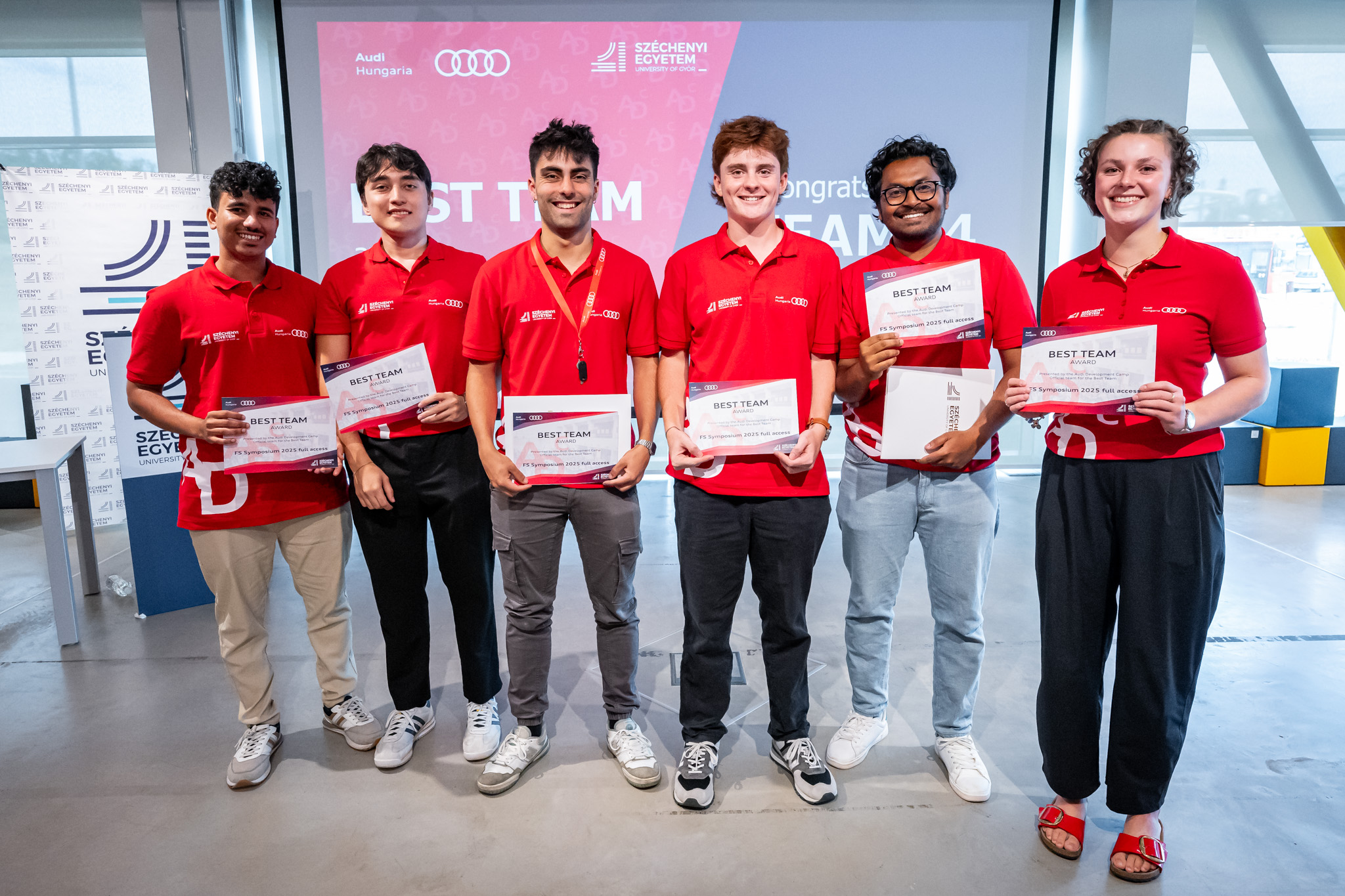 At the closing event, the top-performing team was announced. Its members were: Abobaker Bameftah (Yemeni student, Óbuda University), Berat Erol Celik (Turkish student, Istanbul Aydin University), Ovín Rodríguez Guzmán (Spanish student, University of León), Matthew Pickering (American student, Quinnipiac University), Kazi Ibna Sina Methon (Bangladeshi student, Széchenyi István University), and Marit Papke (German student, Catholic University of Eichstätt-Ingolstadt) (Photo: Gergely Nagy)